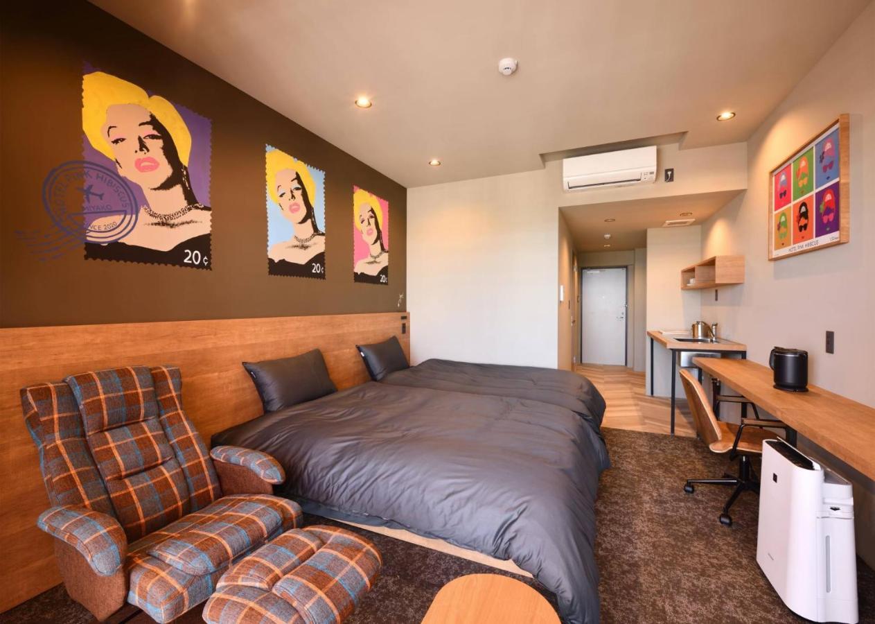 Hotel Pink Hibiscus Miyakojima (Okinawa) Exterior foto